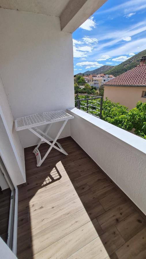 Apartmani Mlinar - Studio Apartment Grebastica Luaran gambar